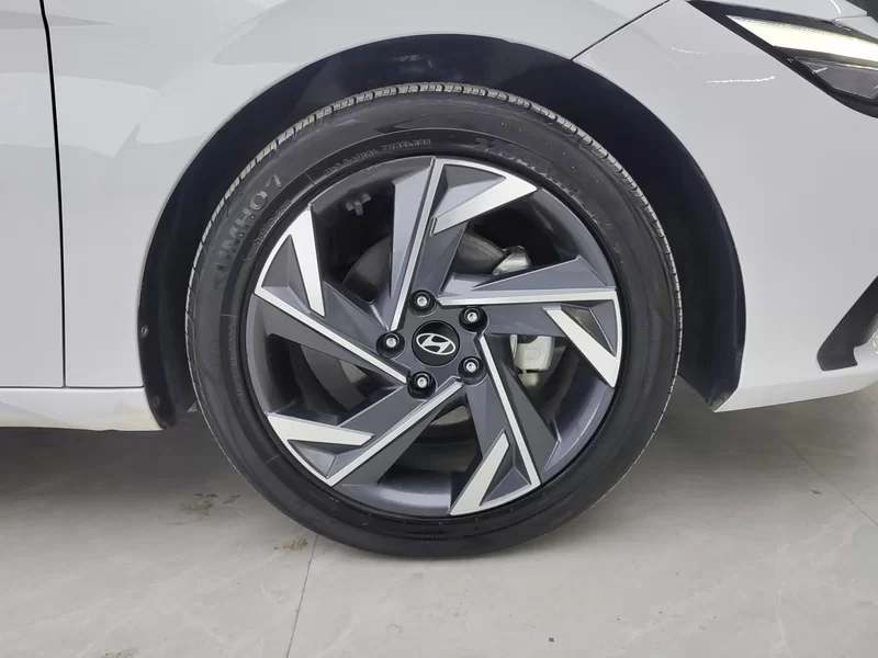 Hyundai Elantra 2024 #7 Hyundai Elantra 2024 car image #7