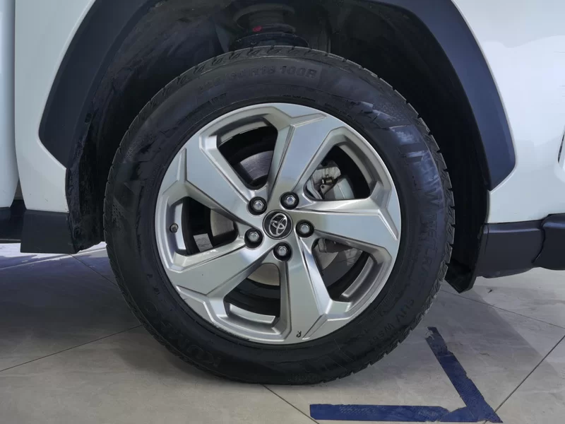 Toyota RAV4 2021 #7 Toyota RAV4 2021 car image #7