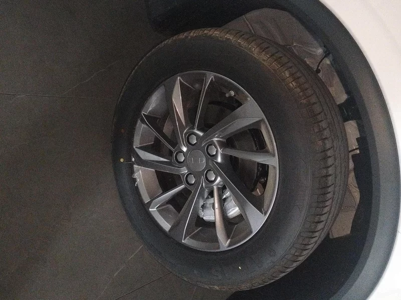 GEELY Coolray 2026 car image #7