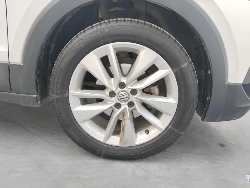 Volkswagen T-Cross 2020 car image #7