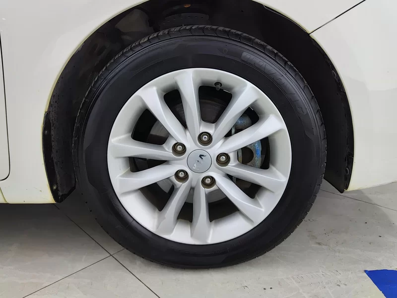 起亚 起亚K3 2017 汽车图片 #7