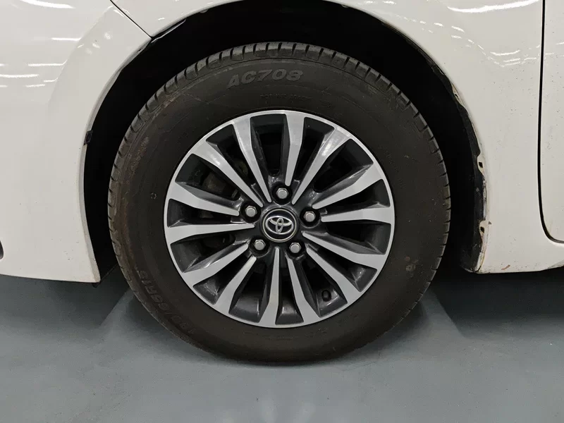 Toyota Corolla 2017 car image #7