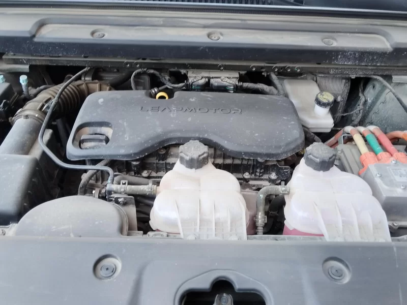 零跑汽车 零跑C16 2024 汽车图片 #7