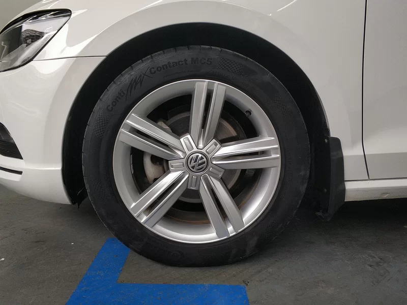 Volkswagen Lamando 2016 immagine di auto #7