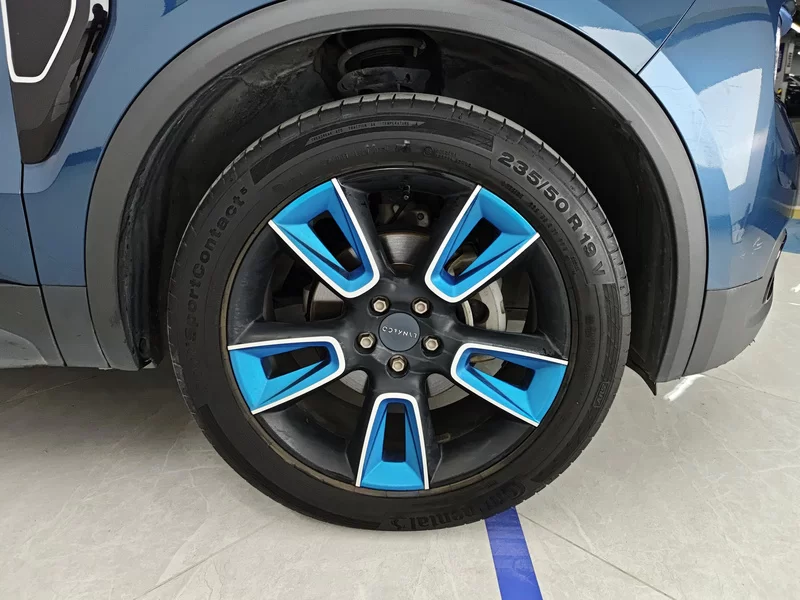 Lynk & Co 01 2018 #7 Lynk & Co 01 2018 car image #7