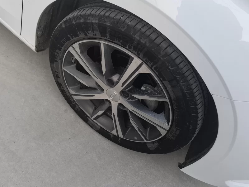 GEELY Emgrand 2023 #7 GEELY Emgrand 2023 car image #7