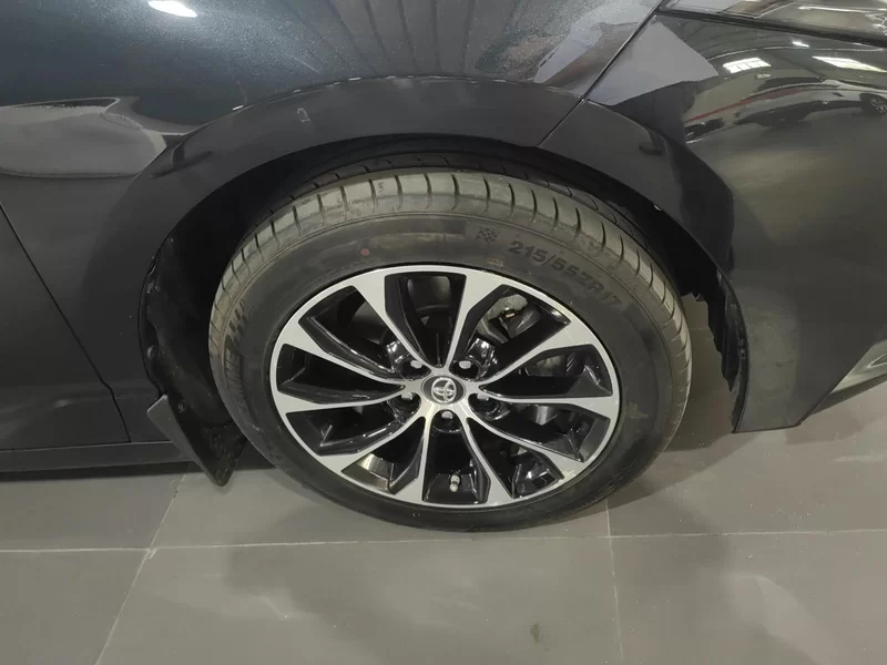 Toyota Avalon 2022 car image #7