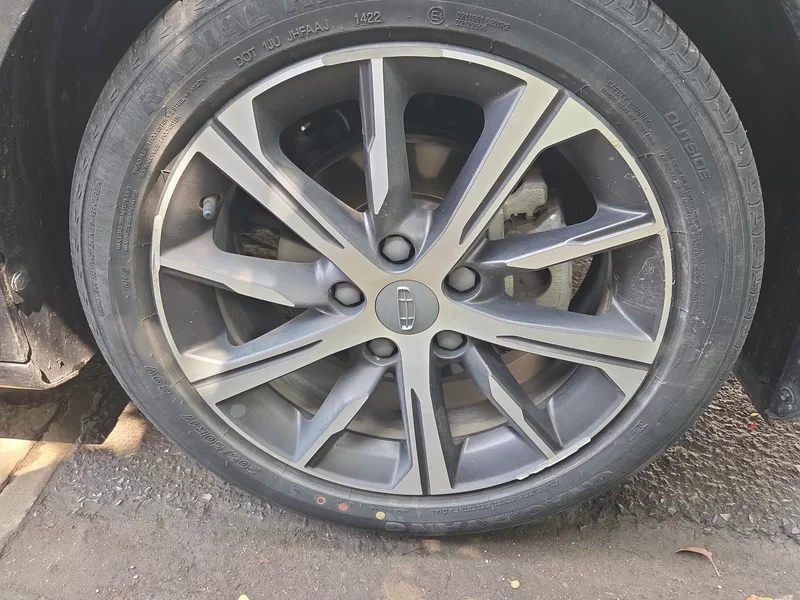 GEELY Emgrand 2022 immagine di auto #7