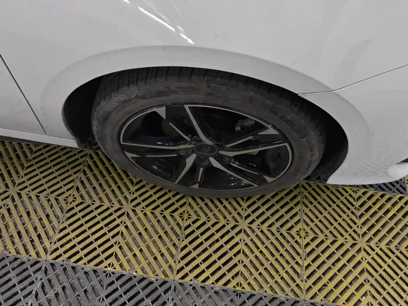GEELY Binray 2023 car image #7