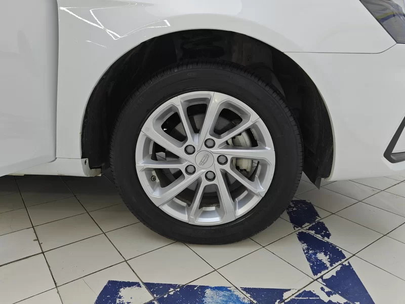 Emgrand 2021 #7 Emgrand 2021 car image #7