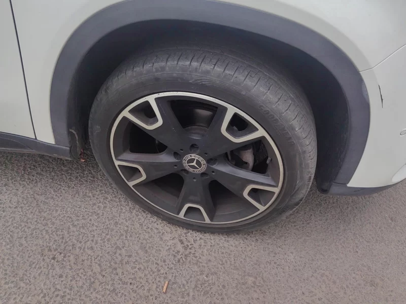 Mercedes-Benz GLA Class 2018 car image #7