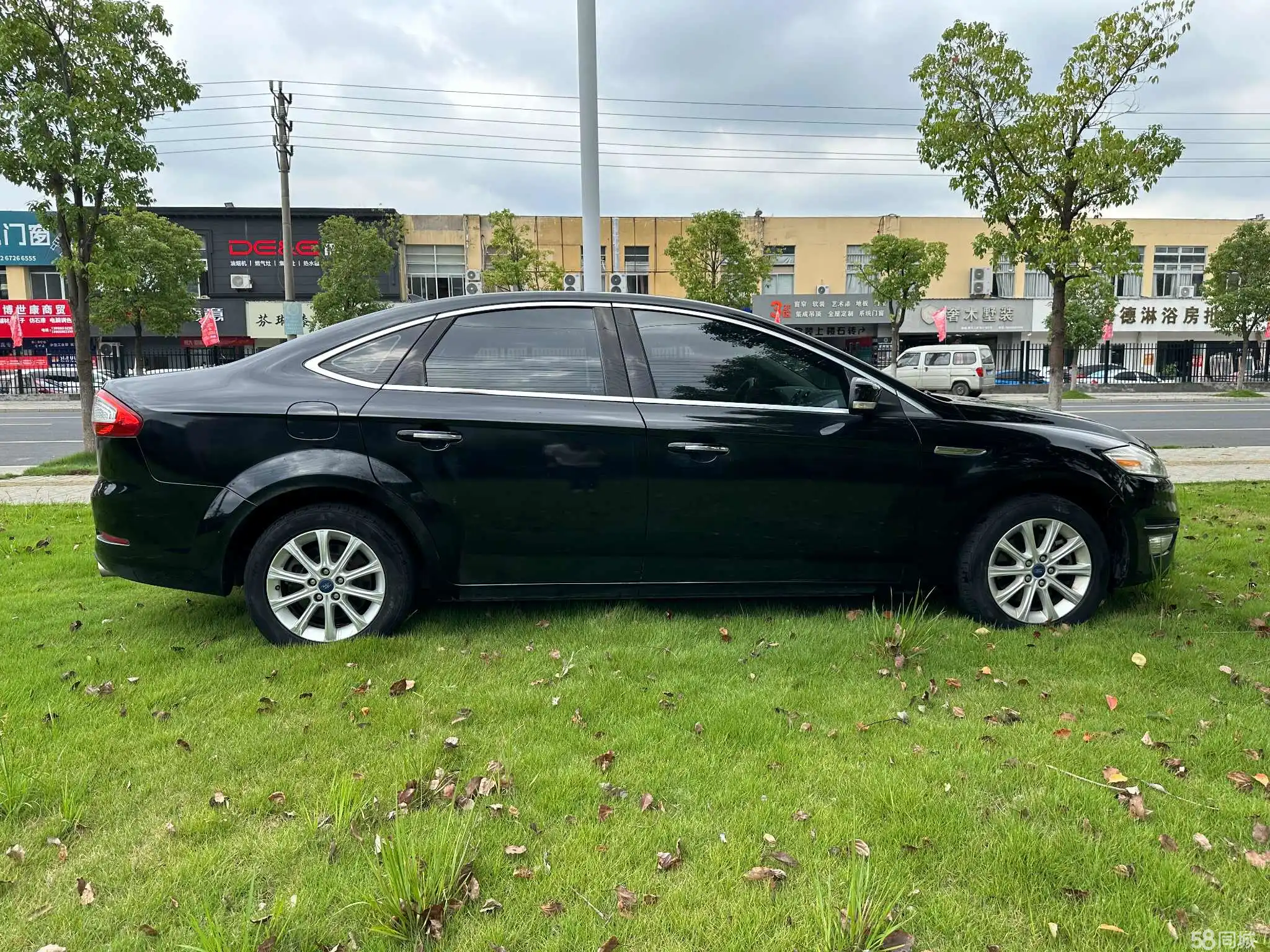 Ford Zhisheng 2013 #7 Ford Zhisheng 2013 car image #7