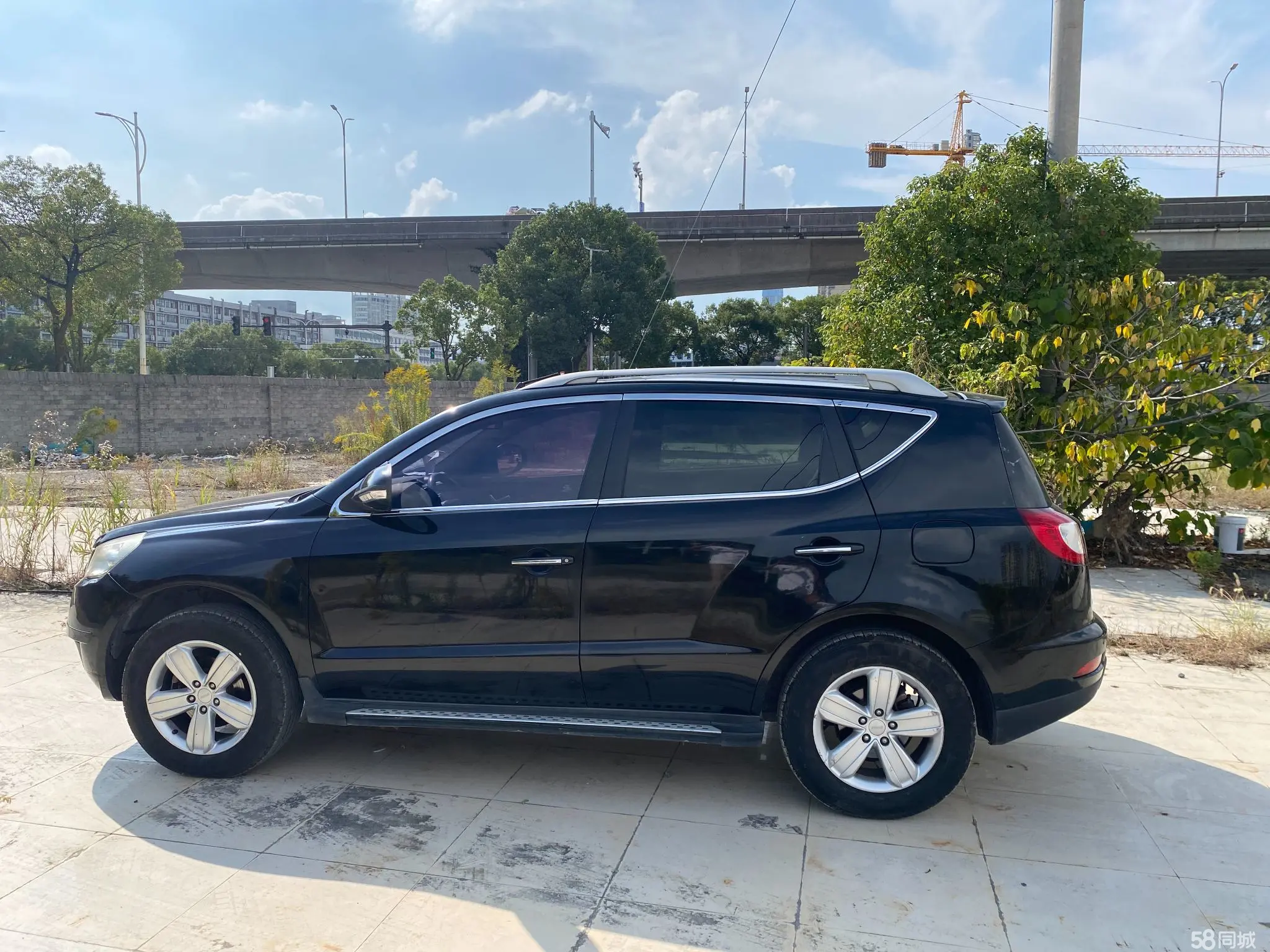 GEELY GX7 2013 car image #7