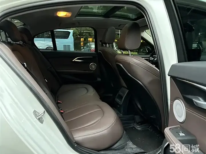 BMW 1 Series 2022 car image #7