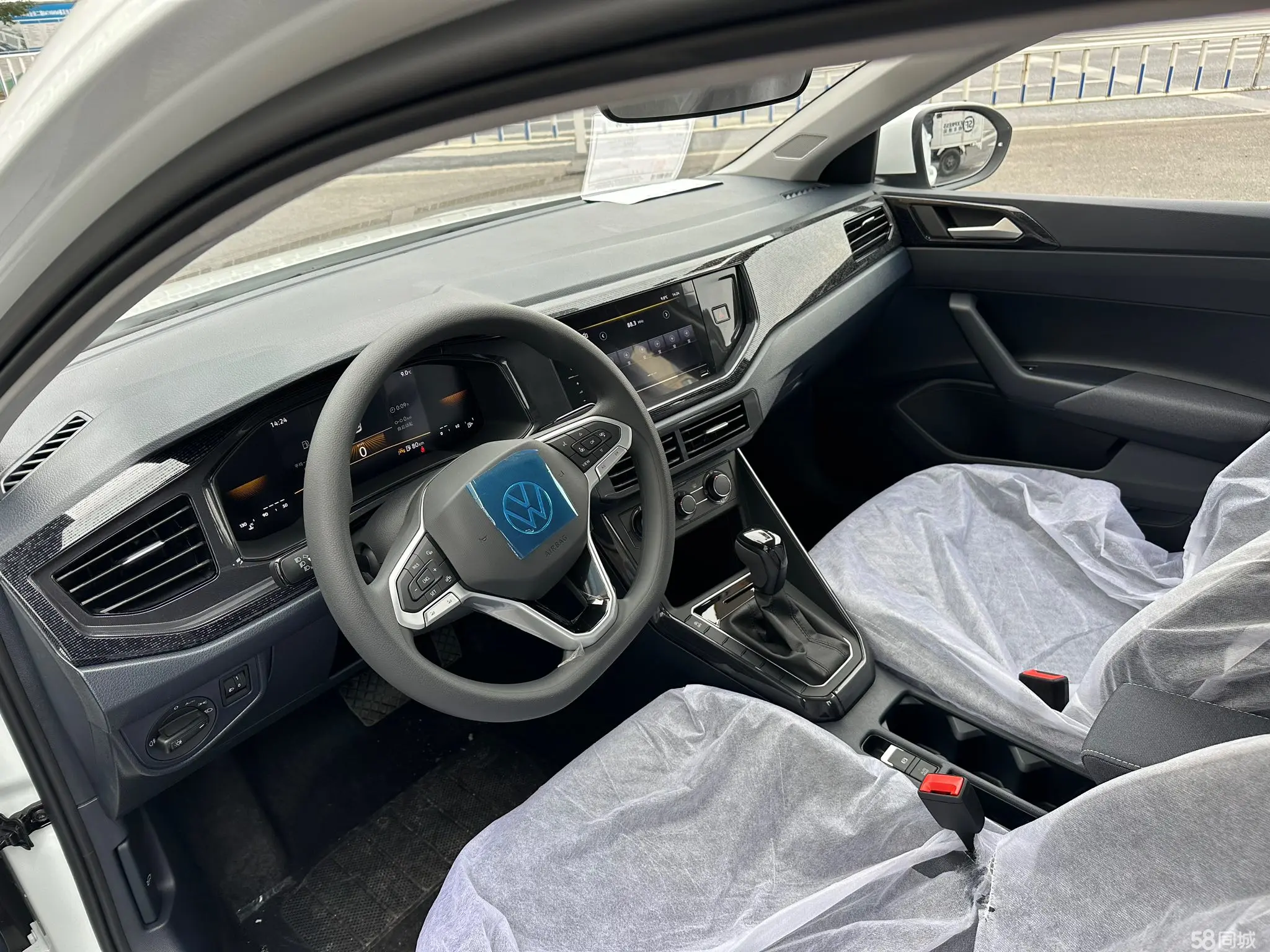 Volkswagen Lavida 2025 car image #7