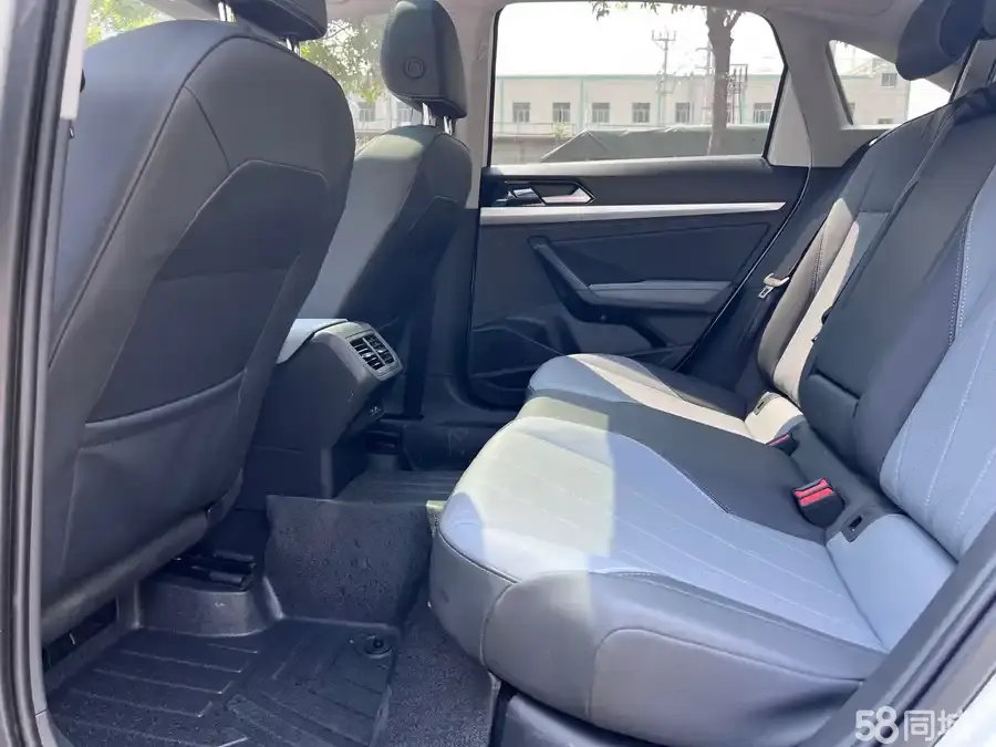 Volkswagen e-up! 2022 immagine di auto #7