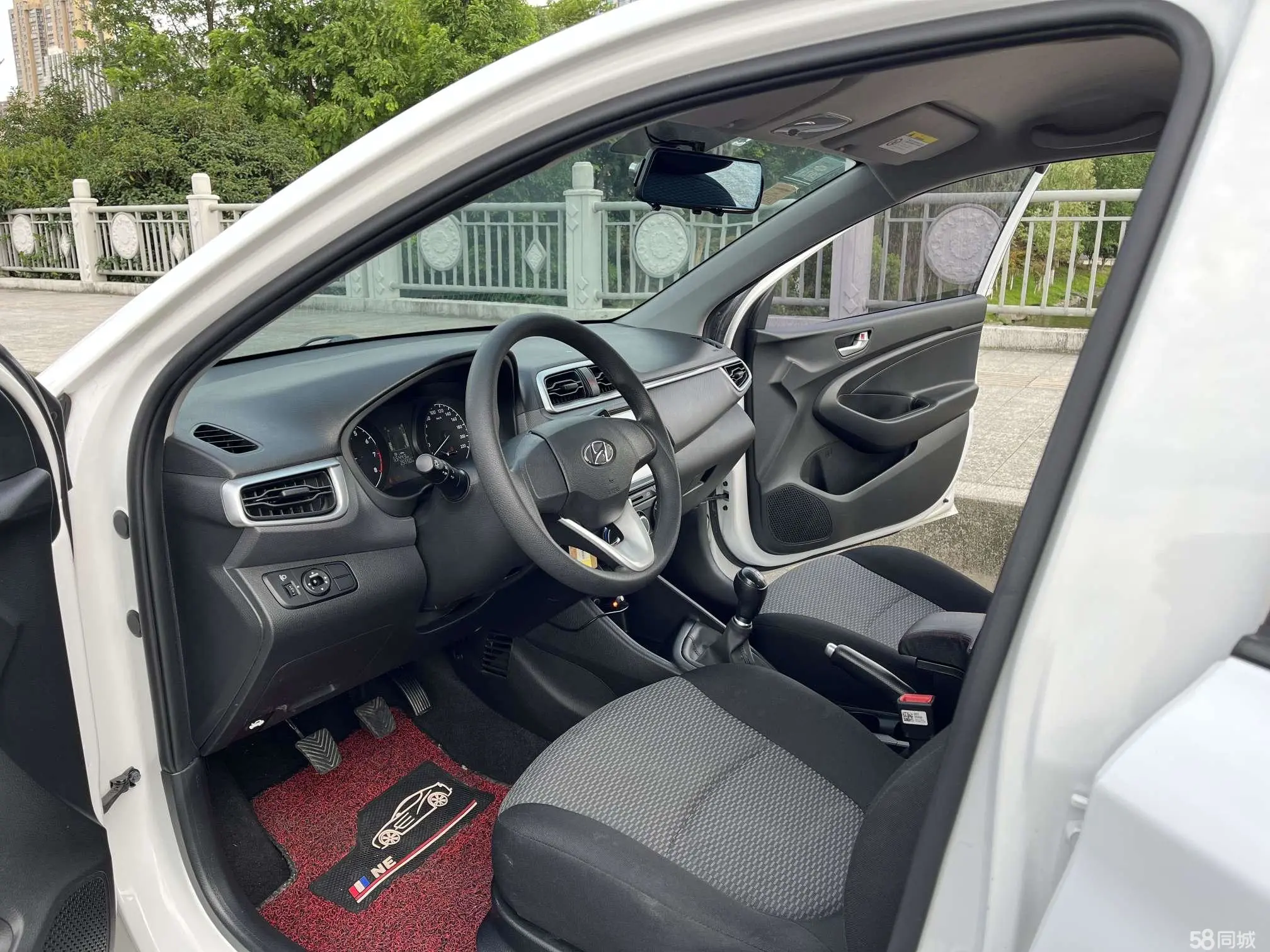 Hyundai Reina 2018 #7 Hyundai Reina 2018 car image #7