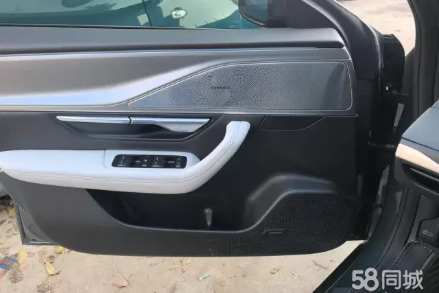 小鹏 小鹏P7 2023 汽车图片 #7