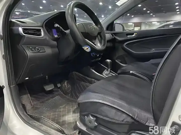 Hyundai Reina 2019 car image #7