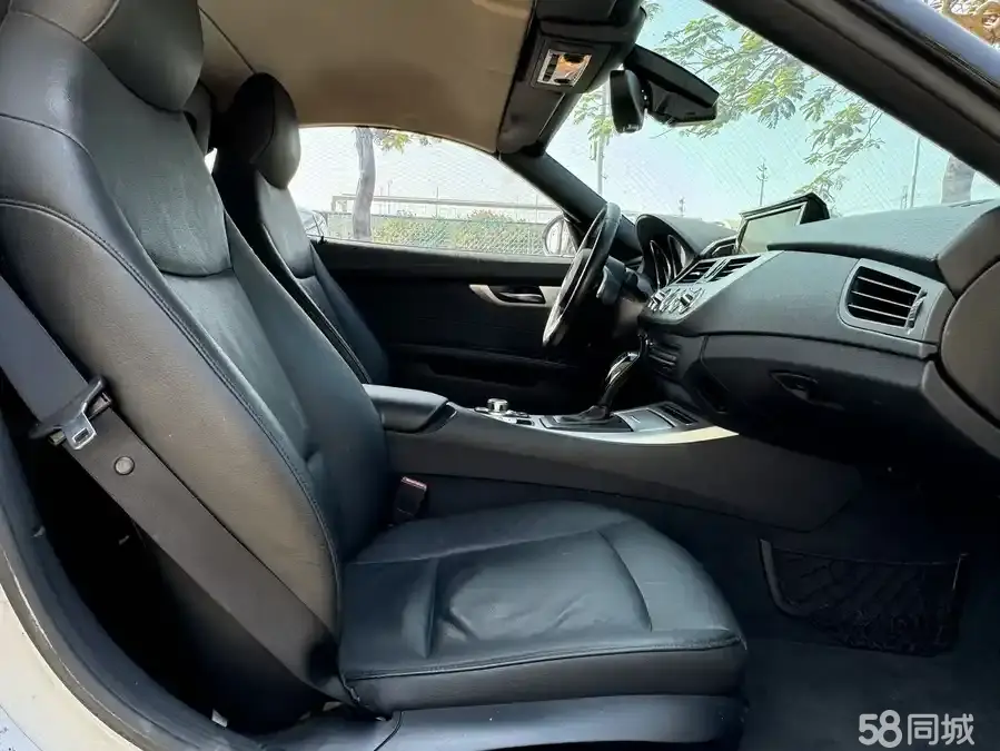 BMW Z4 2011 car image #7