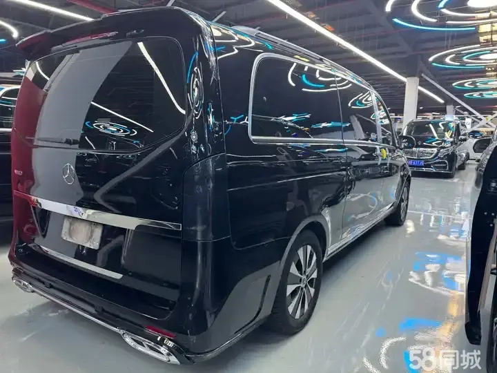 Mercedes-Benz Vito 2023 car image #7