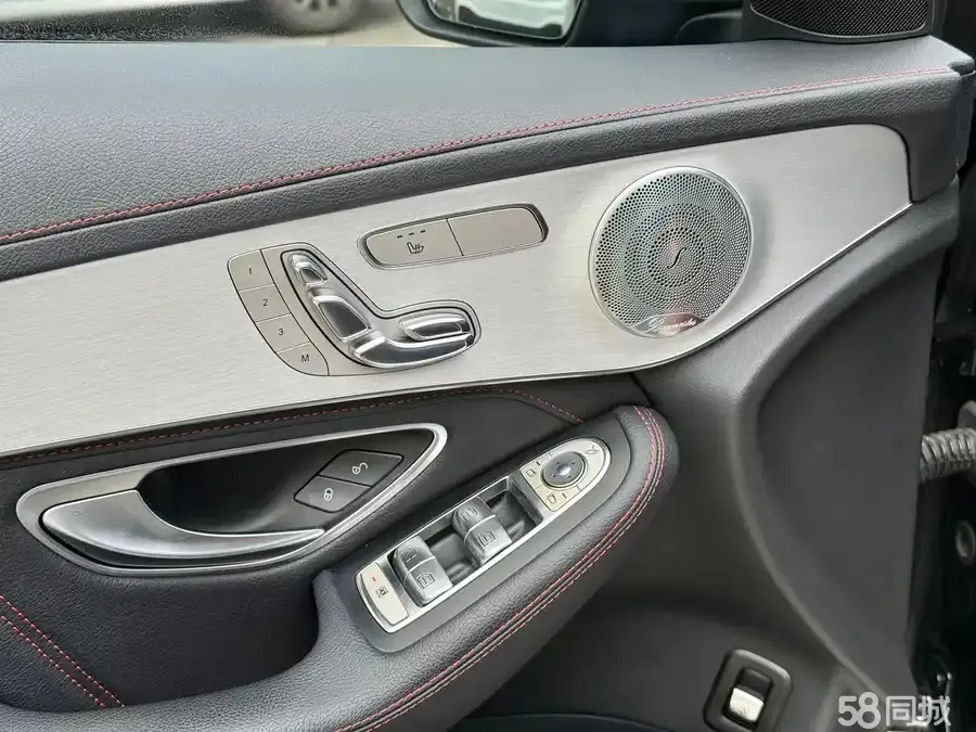 Mercedes-Benz GLC AMG 2017 imagem de carro #7