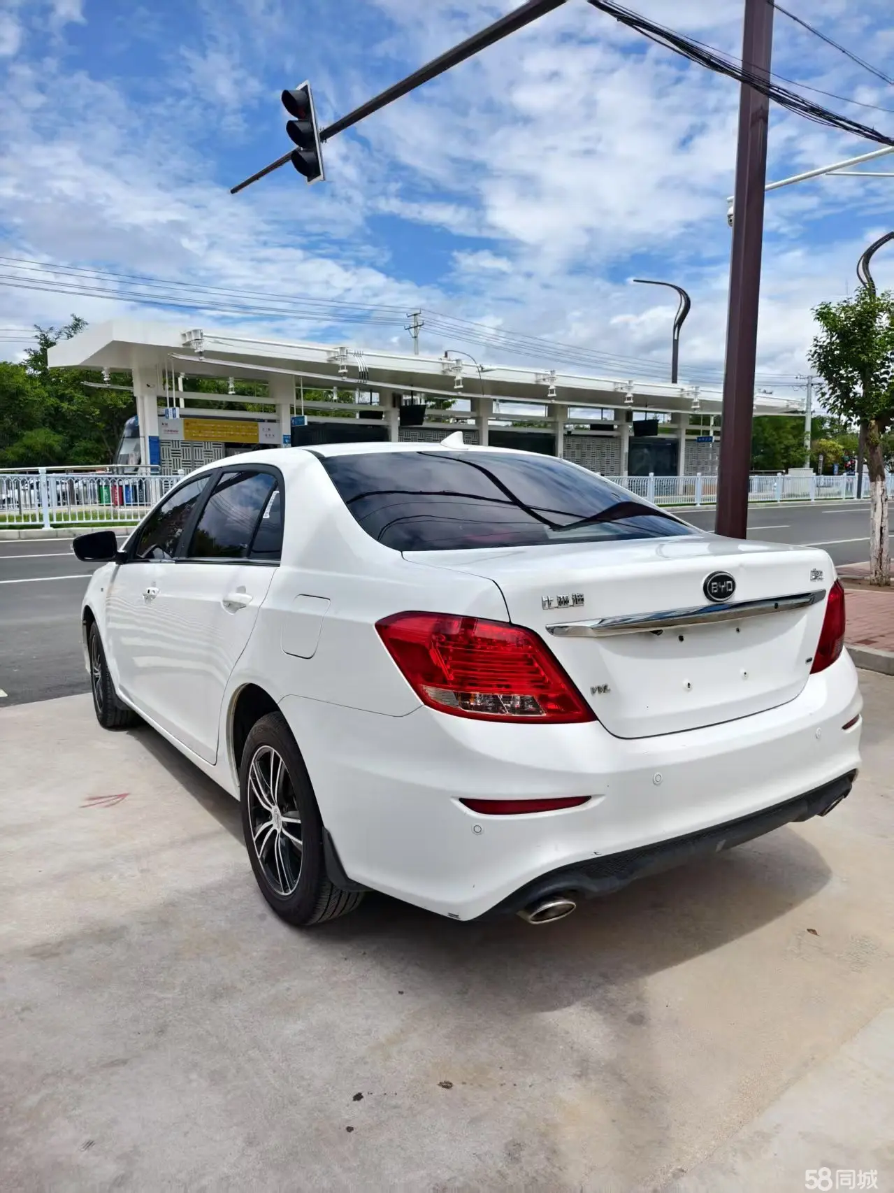 BYD SuRui 2017 car image #7