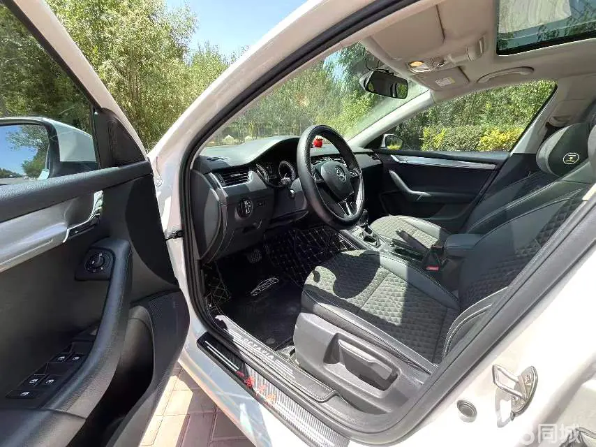 Skoda Octavia 2020 изображение автомобиля #7