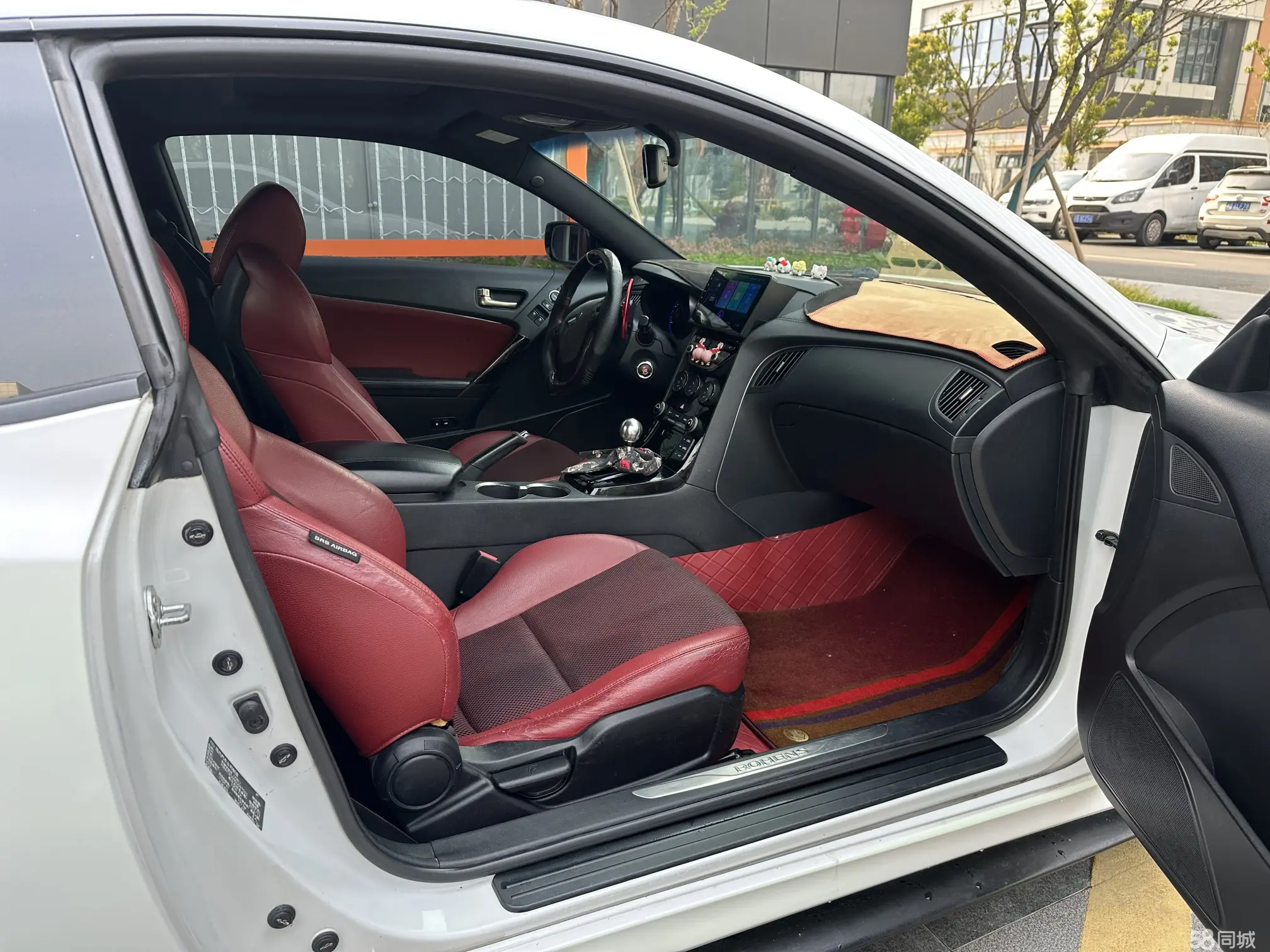 Hyundai Rohens-Coupe 2013 car image #7