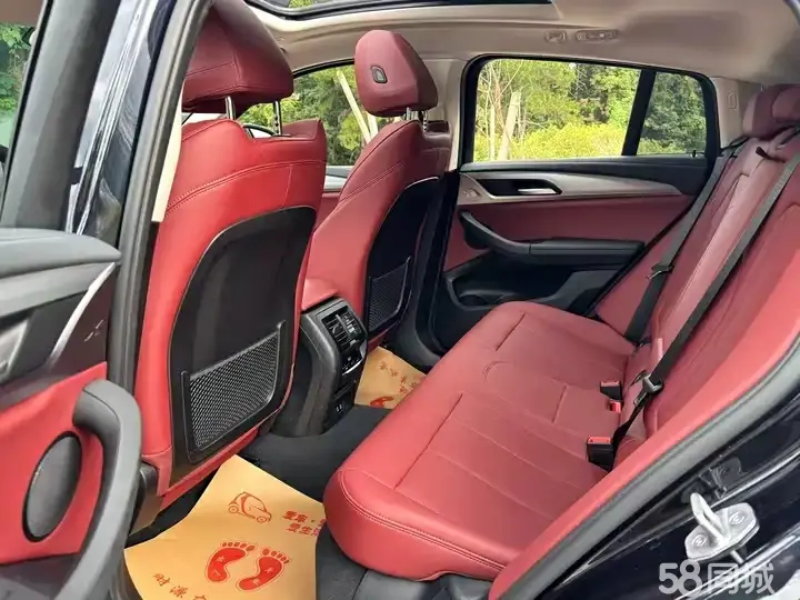 BMW X4 2022 car image #7