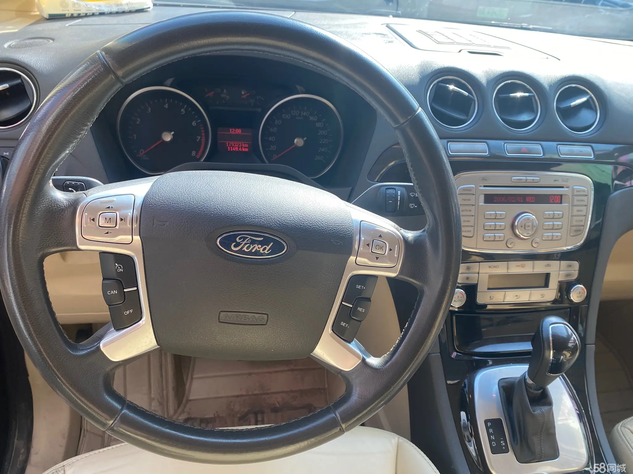 Ford S-MAX 2010 изображение автомобиля #7