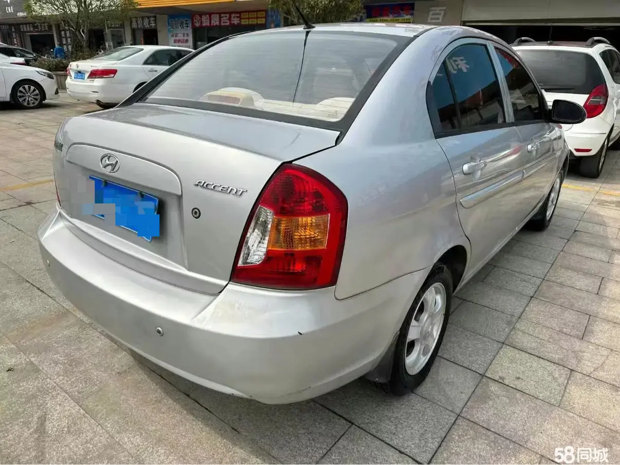 Hyundai Accent 2010 #7 Hyundai Accent 2010 car image #7