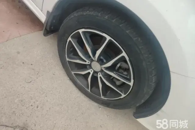 BYD Song MAX 2018 #7 BYD Song MAX 2018 car image #7