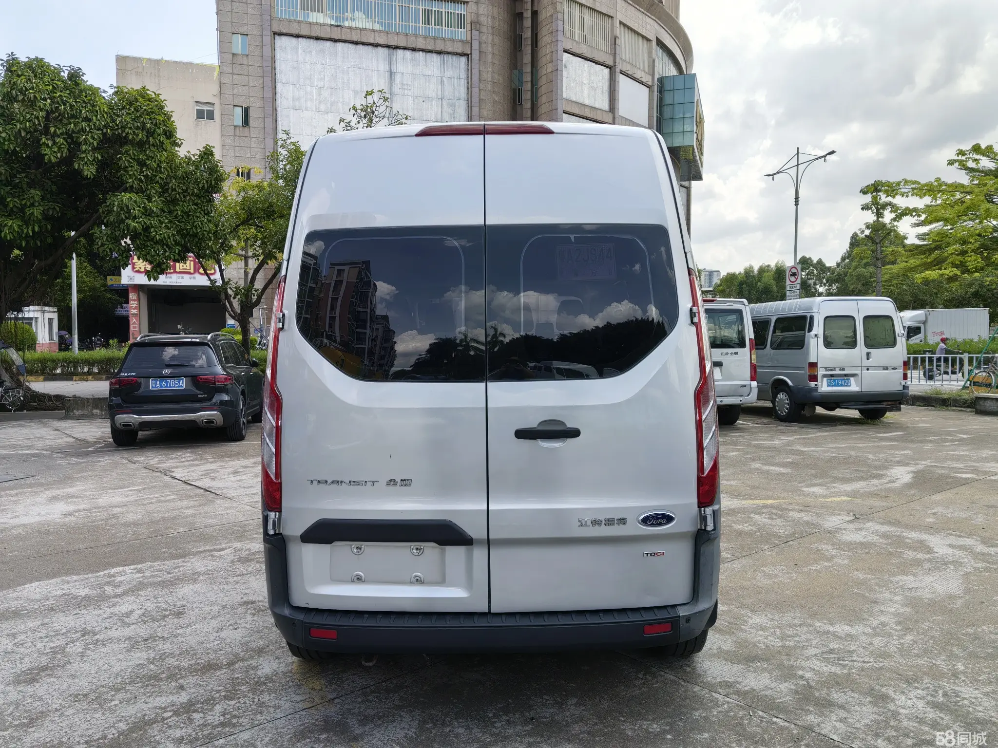 Ford Transit 2018 immagine di auto #7