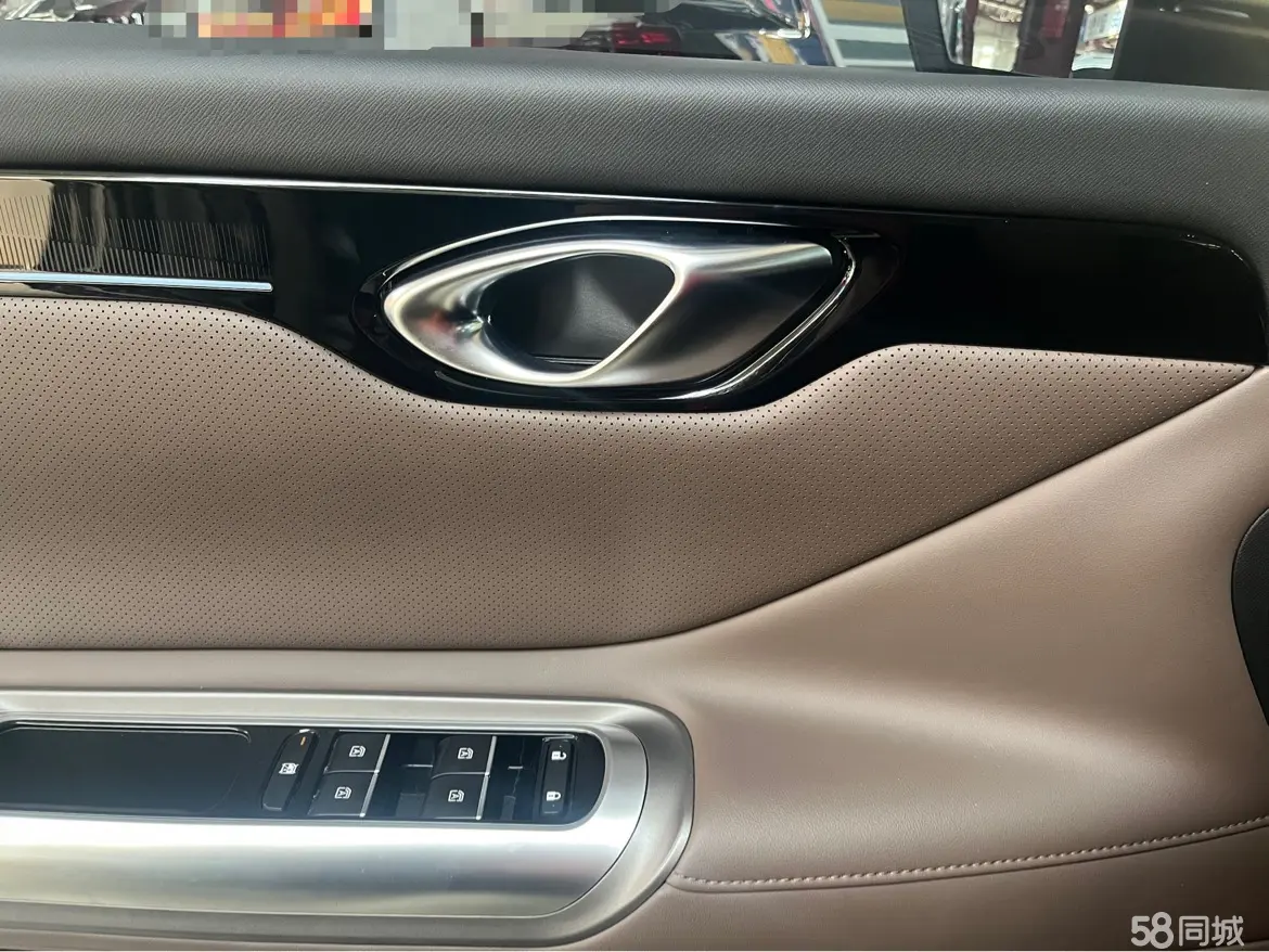 GAC Trumpchi E8 2024 #7 GAC Trumpchi E8 2024 car image #7