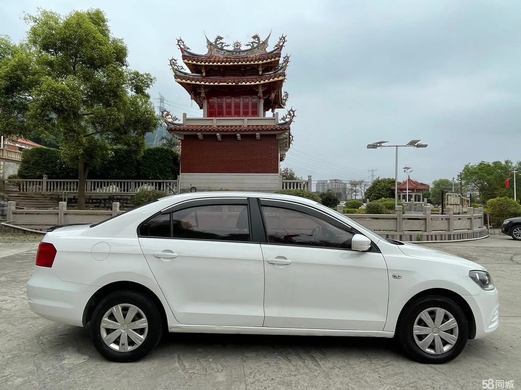 Volkswagen Jetta 2016 immagine di auto #7