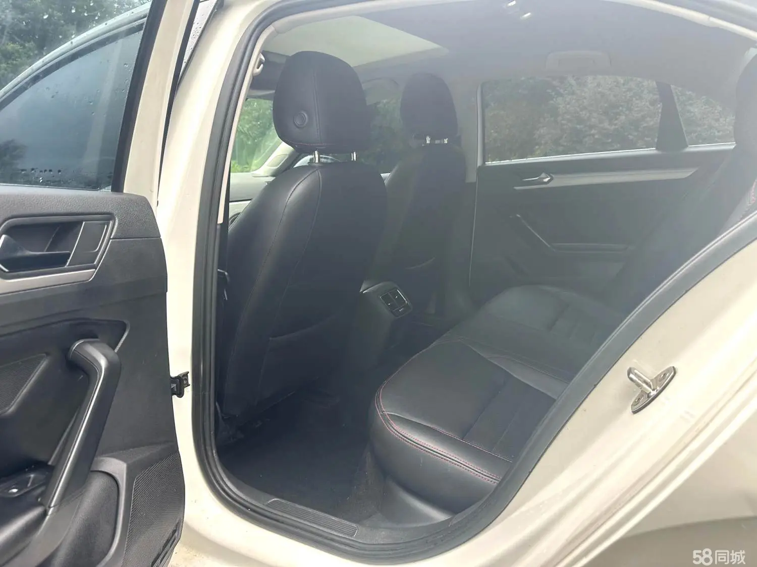 Volkswagen Lamando 2016 immagine di auto #7