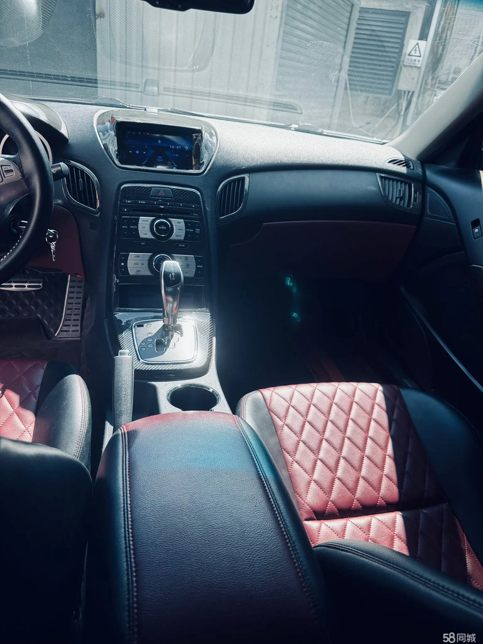 Hyundai Rohens-Coupe 2010 #7 Hyundai Rohens-Coupe 2010 car image #7