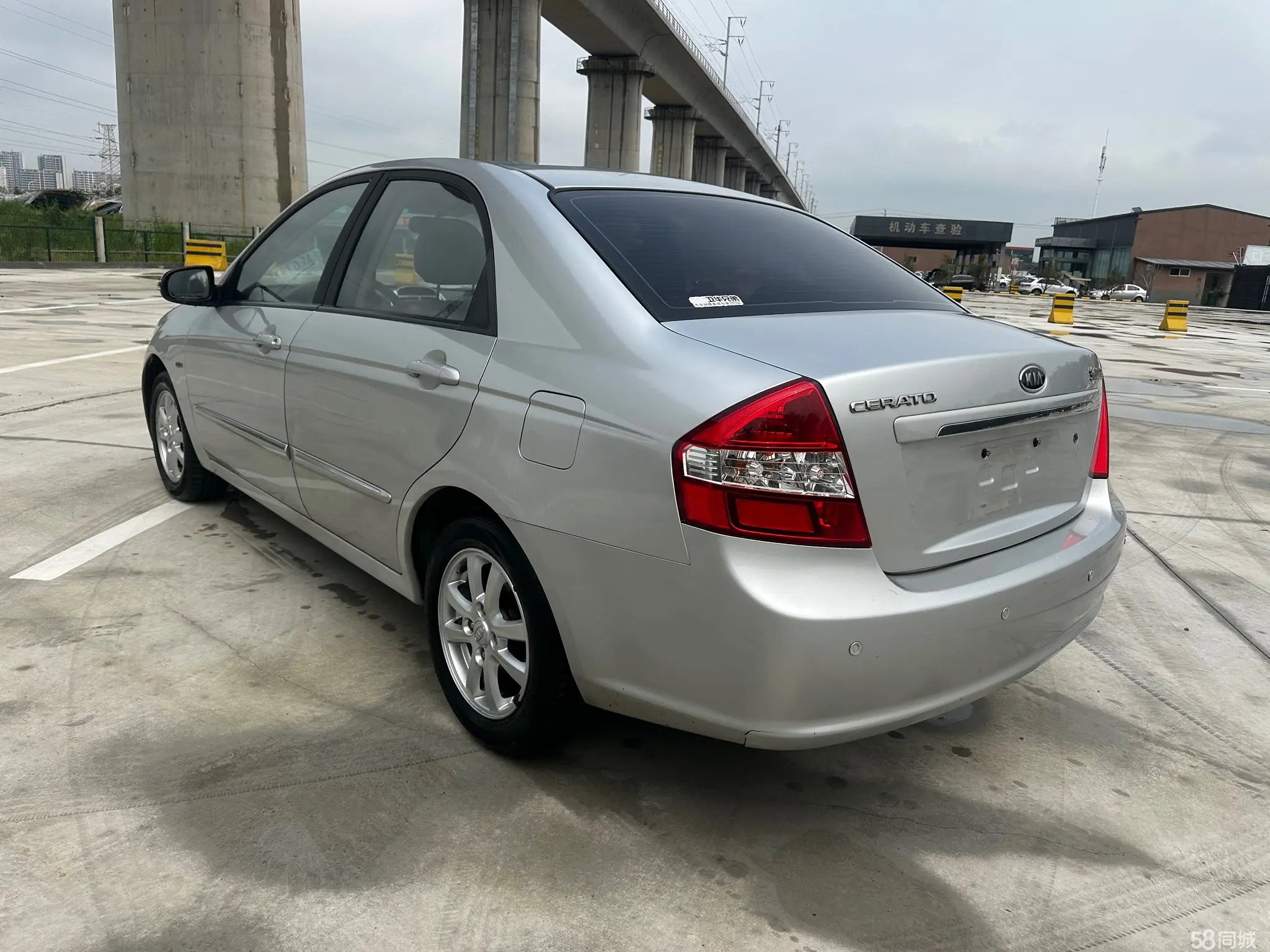 起亚 赛拉图 2012 汽车图片 #7