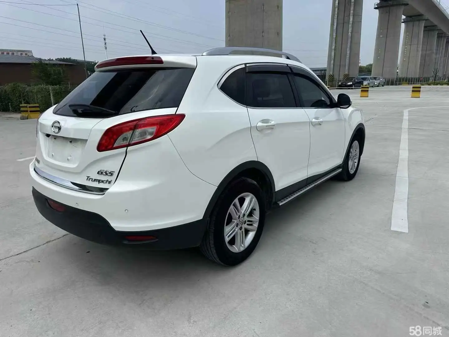 GAC Trumpchi GS5 2014 #7 GAC Trumpchi GS5 2014 car image #7