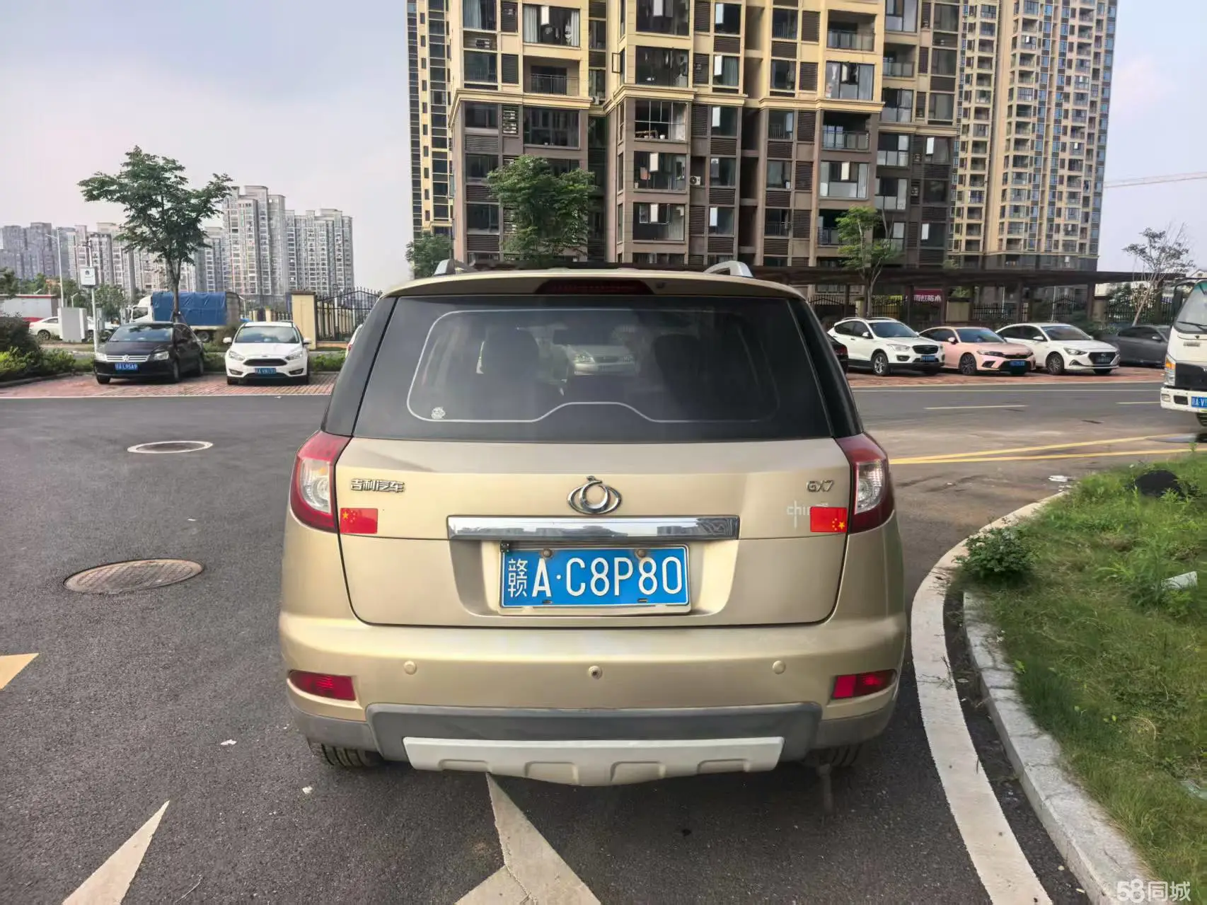 GEELY GX7 2015 immagine di auto #7