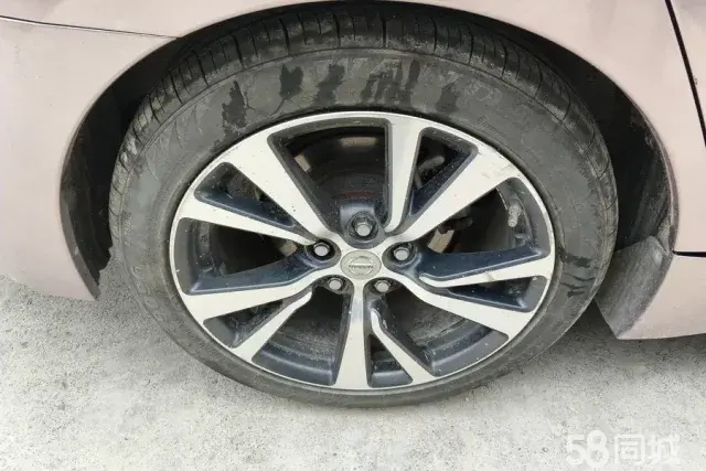 Nissan Maxima 2016 immagine di auto #7