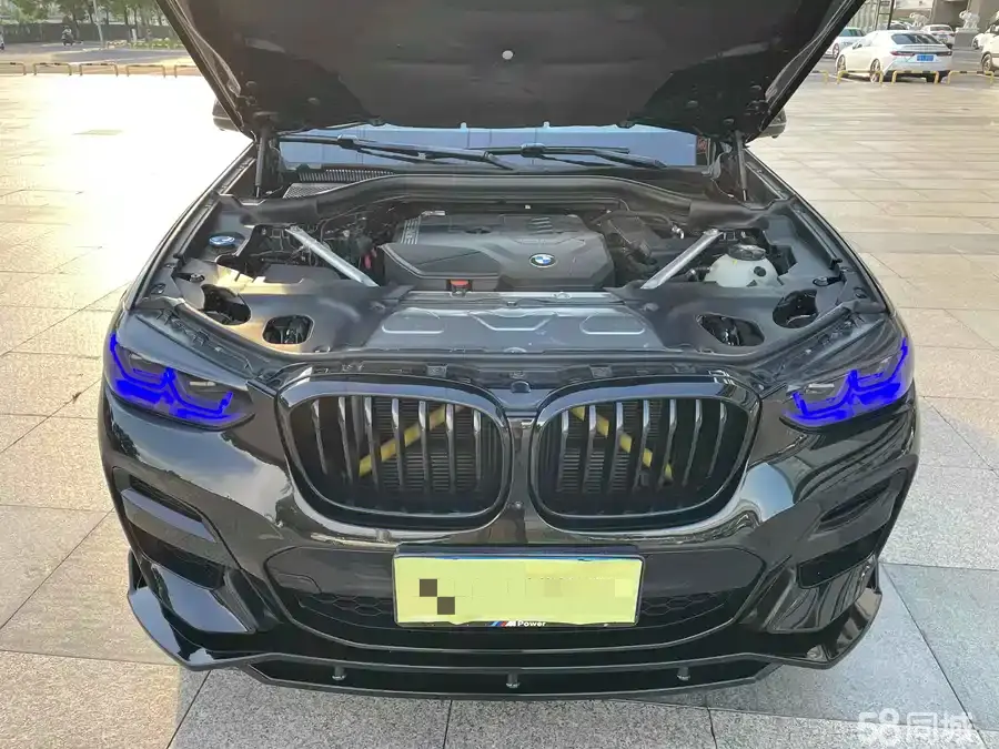 BMW X4 2020 car image #7