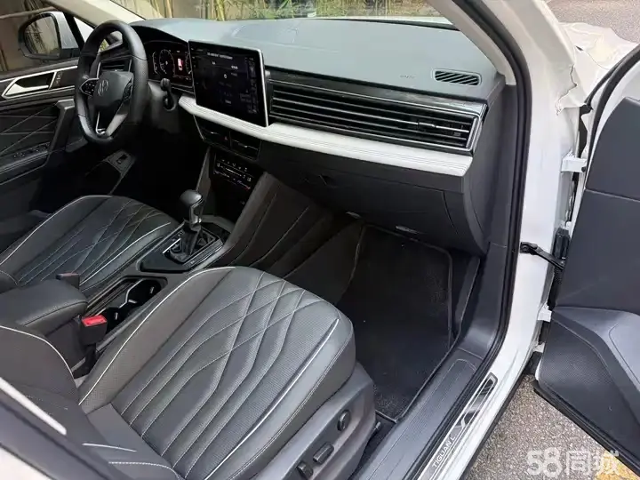 Volkswagen Tiguan L 2022 #7 Volkswagen Tiguan L 2022 car image #7