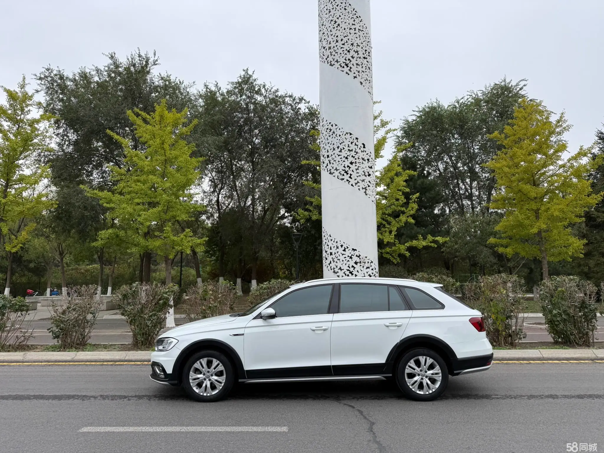 Volkswagen C-Trek 2017 immagine di auto #7