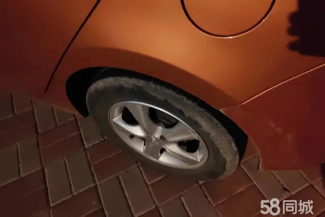 Hyundai Reina Hatchback 2015 imagem de carro #7