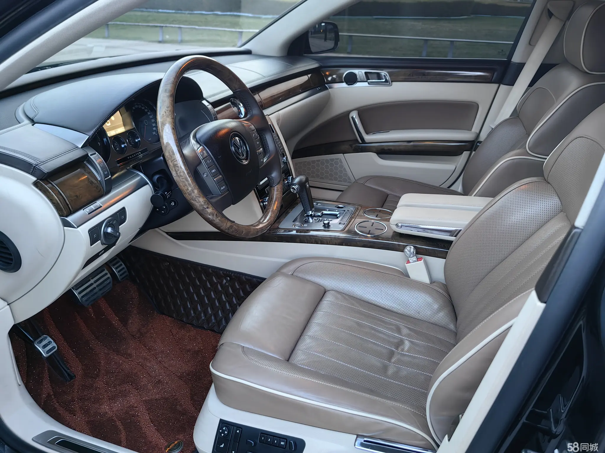 Volkswagen Pheaton 2013 immagine di auto #7