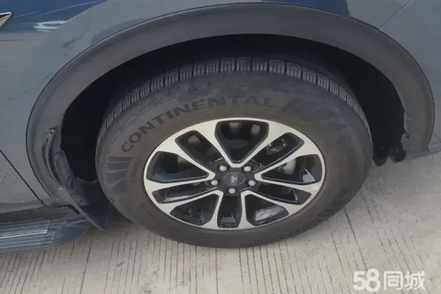 Ford Escape 2024 imagen de coche #7