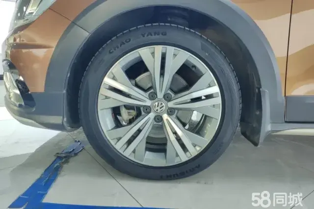 Volkswagen C-Trek 2018 immagine di auto #7