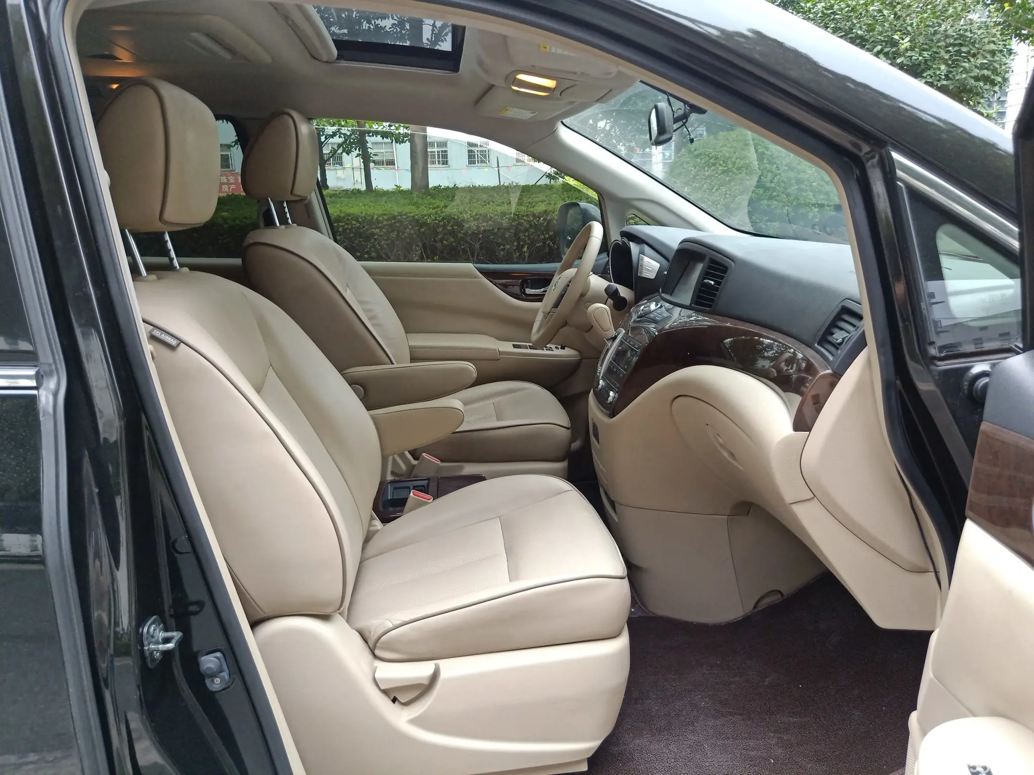 日产 贵士 2014 汽车图片 #7